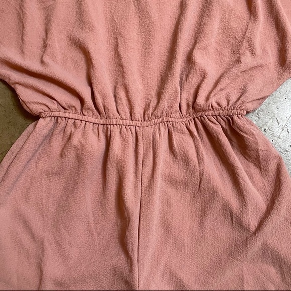 Blush shoulder detail romper - Picture 3 of 6
